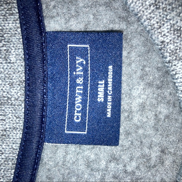 Crewneck sweater - Picture 4 of 4